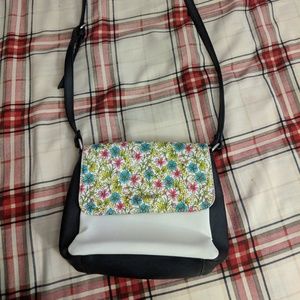 ❣️Casual Handbag from Nine West